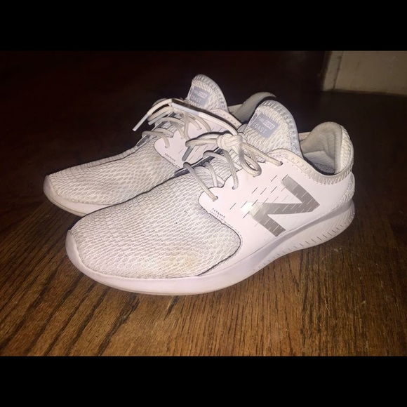 Nike Zoom elite 3 and new balance sneakers - Picture 2 of 5